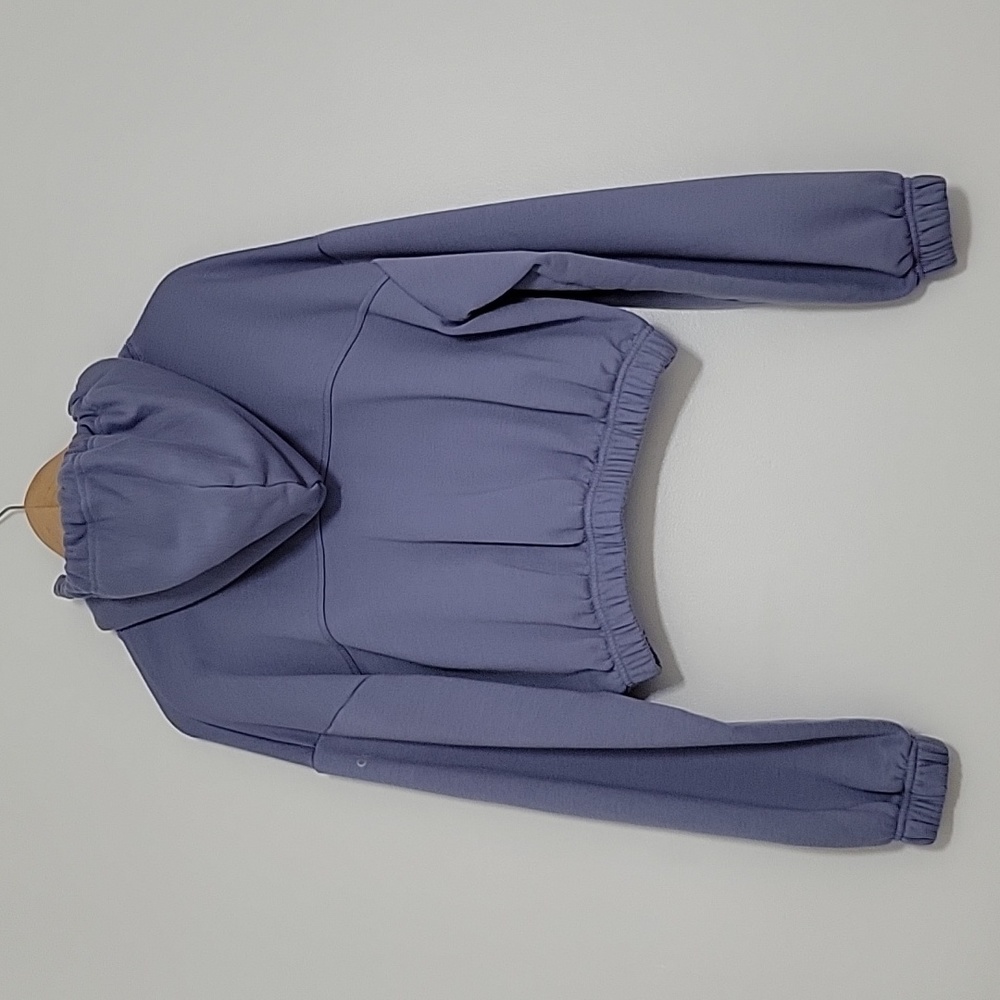 ALO Yoga Lavender Cropped Hoodie Pullover - Picture 5 of 8